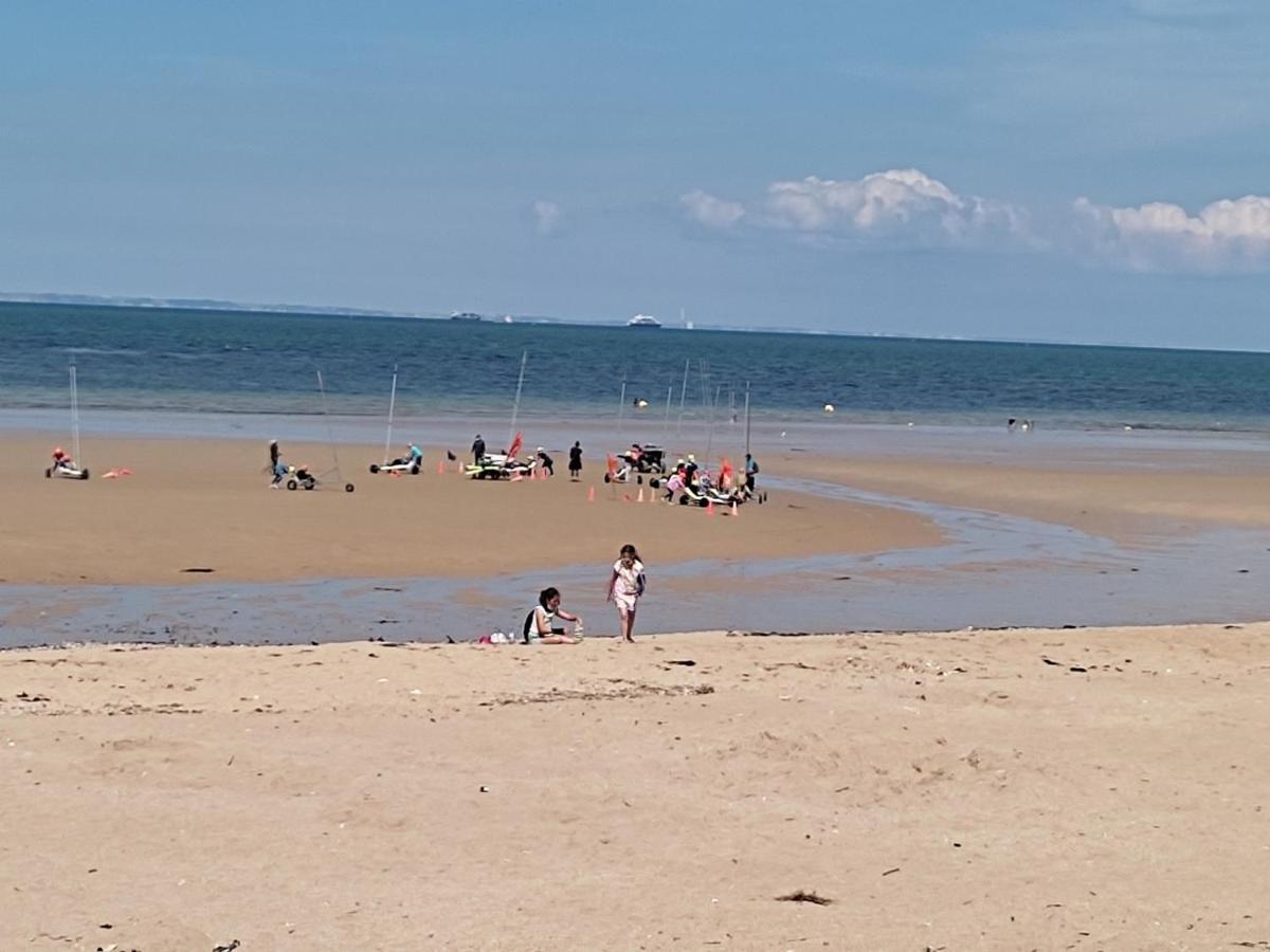 Chez Chon Et Jean-Marie Appartamento Hermanville-sur-Mer Esterno foto